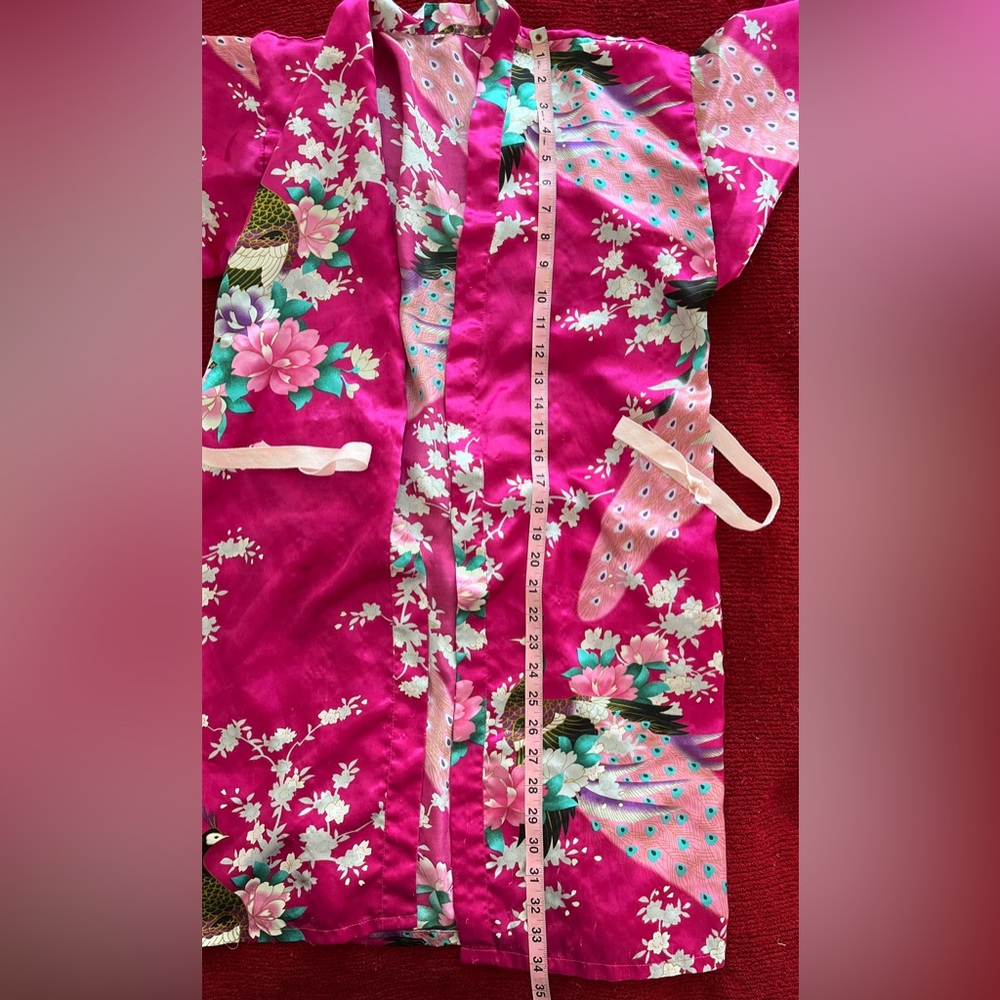 Satin pink Robe - Picture 3 of 4